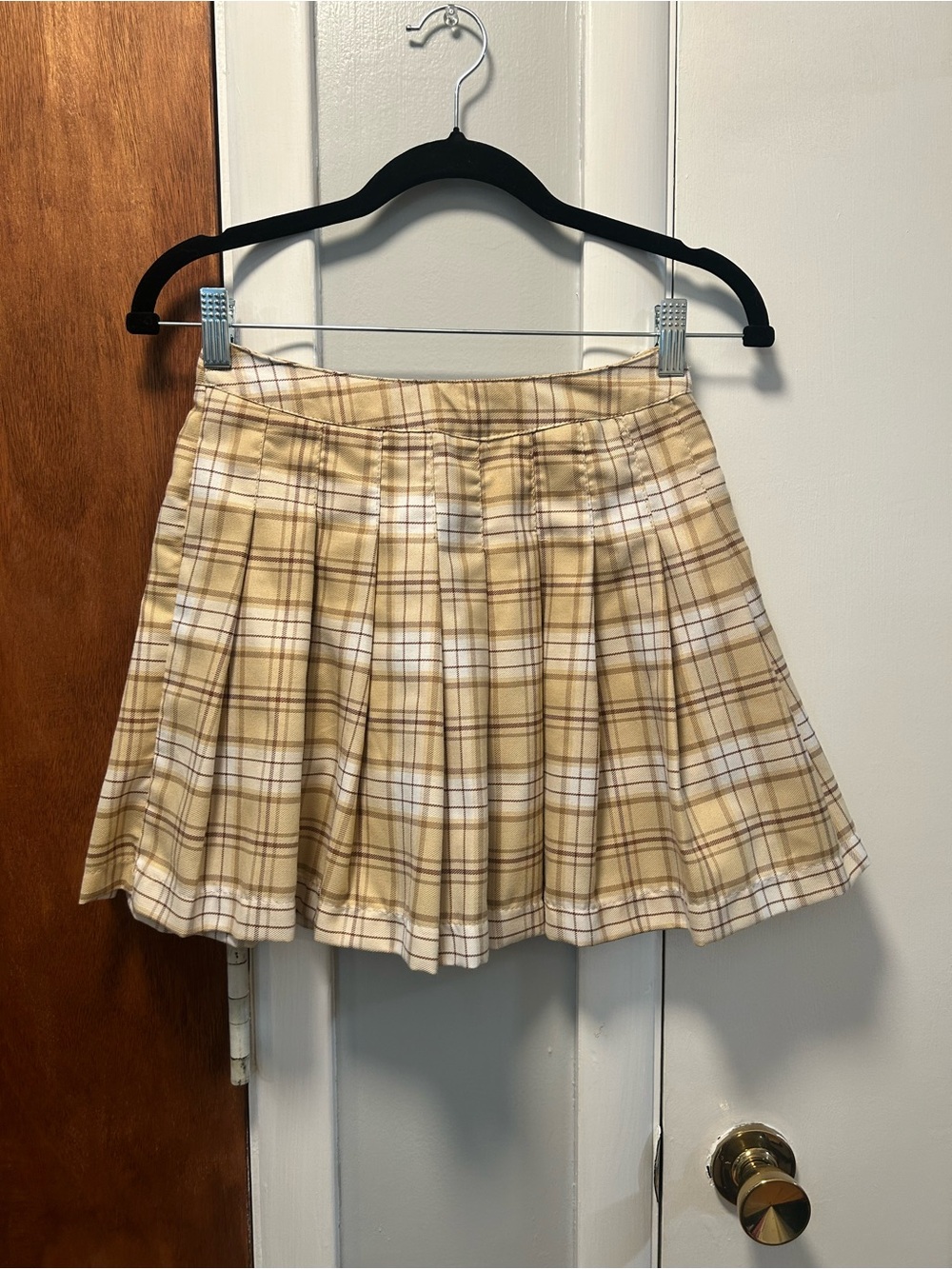 Plaid pleated skirt